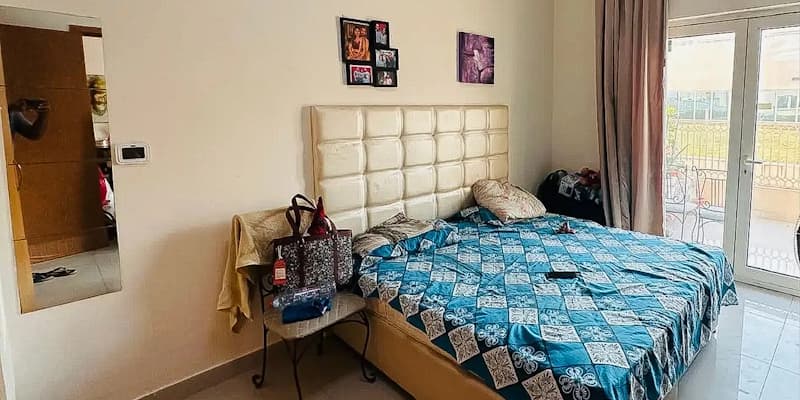 Lavish 4-bedroom apartment for sale in Suburbia image 4