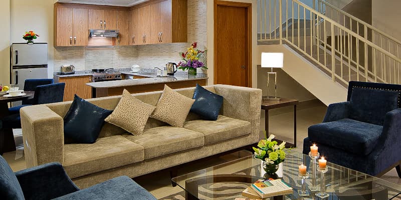 Luxurious 3-bedroom apartment for sale in Suburbia image 2