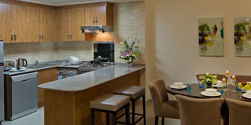 Lavish 4-bedroom apartment for sale in Suburbia image 3