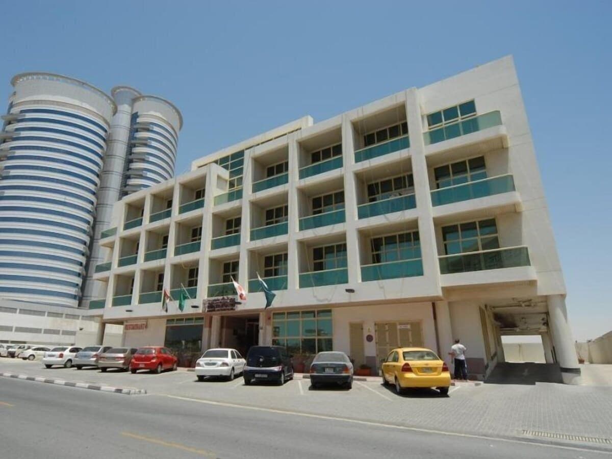 The Richmond Hotel Apartment image 1