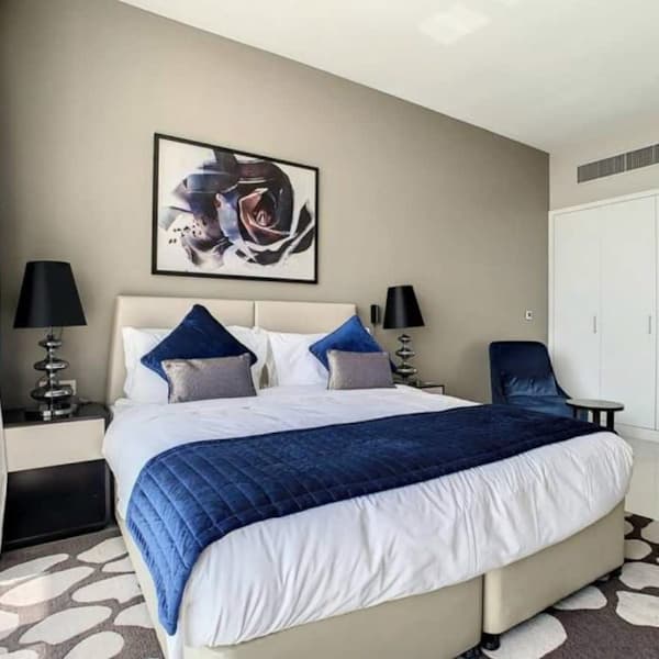 525042f6-1138-4148-9404-32aa323ae8d6-2