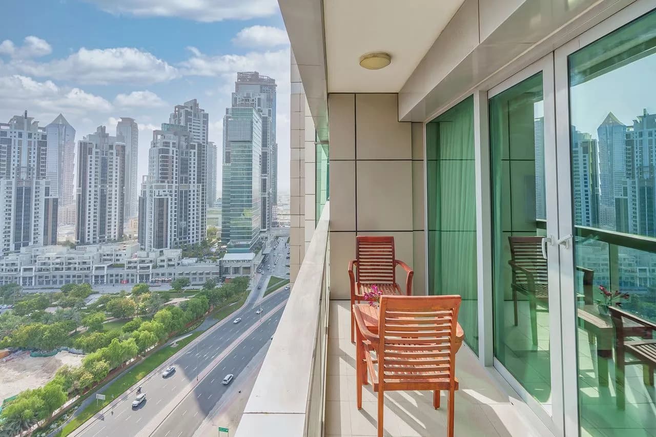 8-Boulevard-Walk-3-4