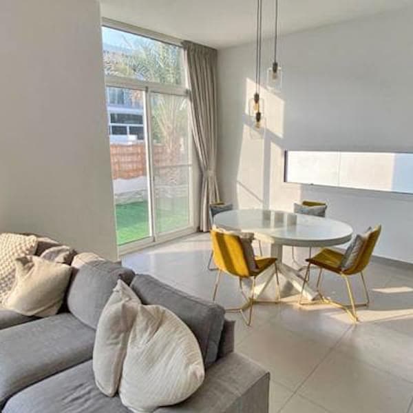 a0O4S0000010HmCUAU_s_c8a5be28-bf0a-47b6-9319-542161c107f6-1