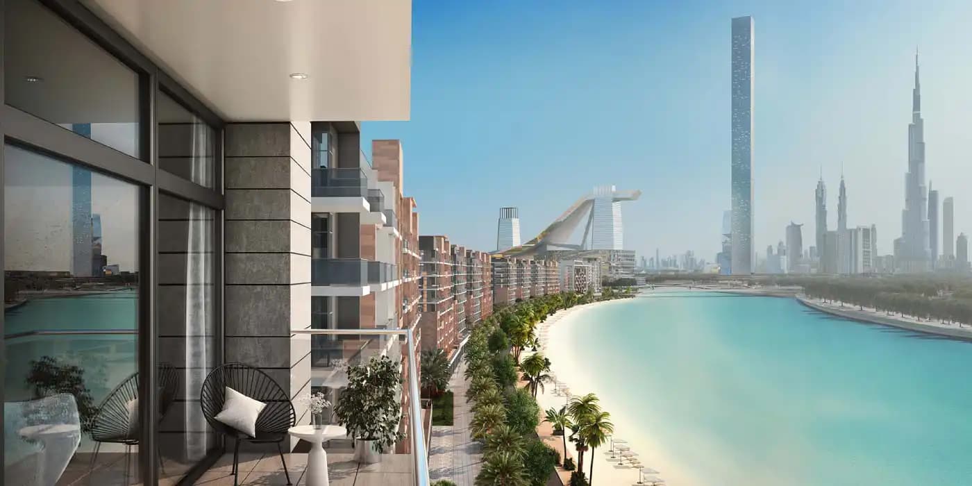 Azizi Riviera Beachfront image 4
