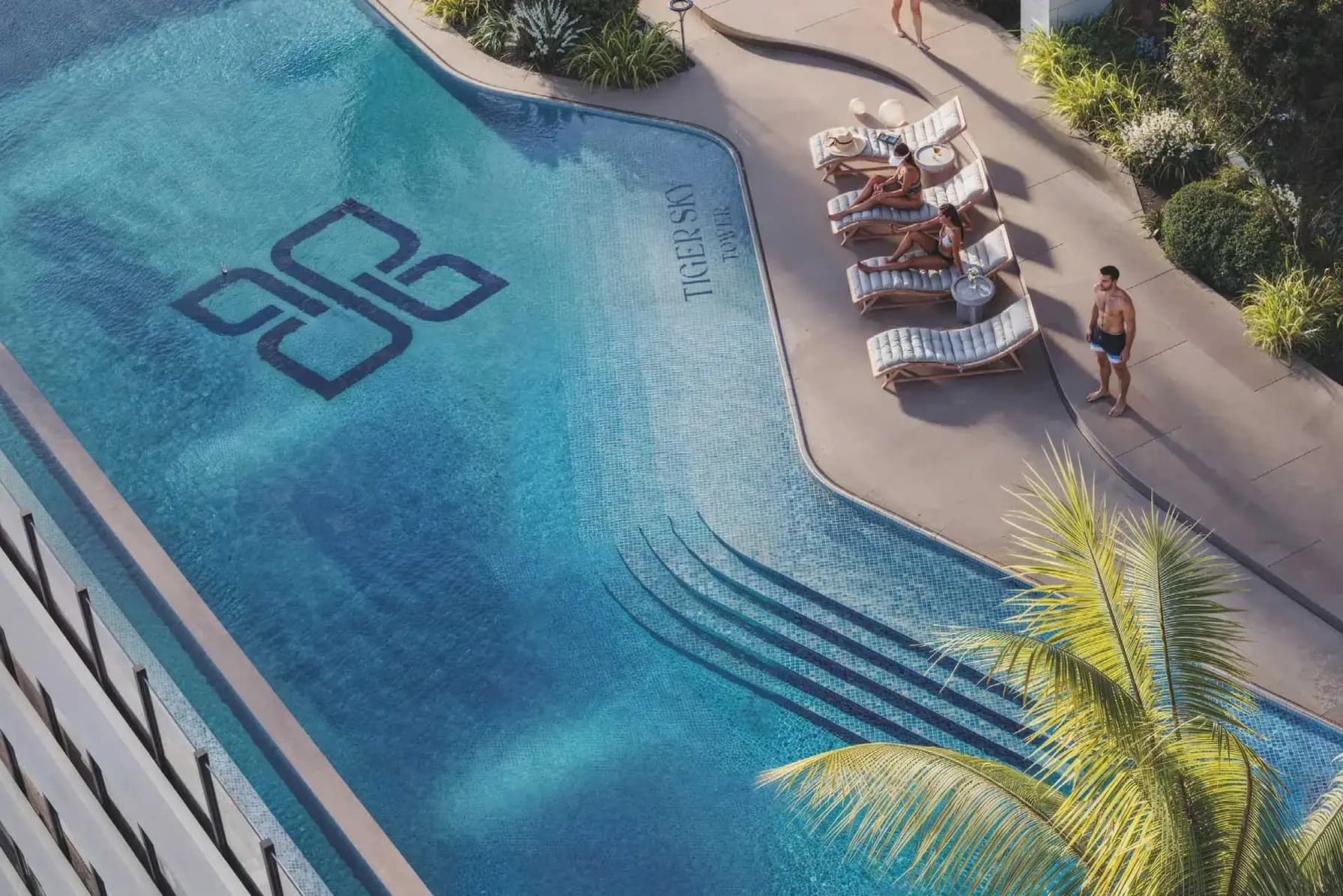 csm_sky-tower-exterior-8_837261a8e0-5