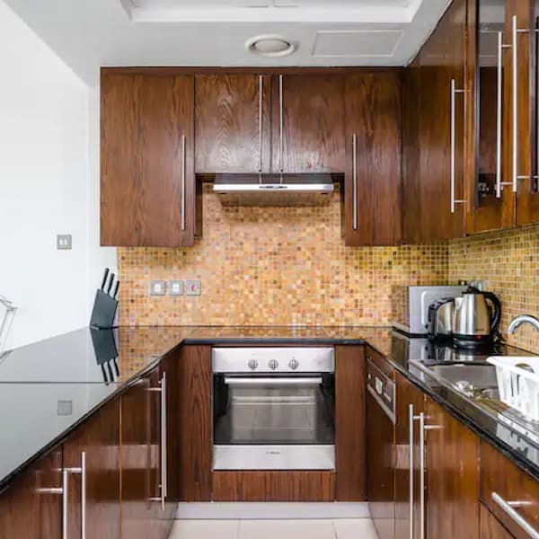 d2dc4715-729d-4e66-b739-413f10a698ba-3