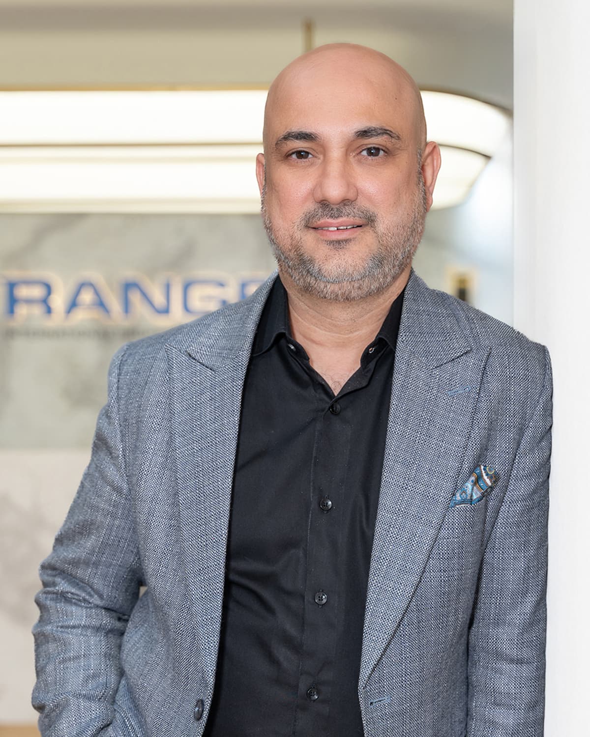 profile image of Lester Verma