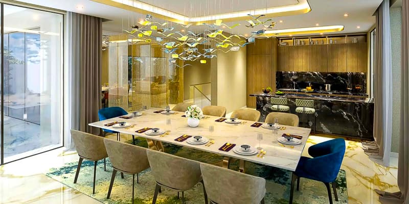 EXQUISITE 5 BEDROOM TOWNHOUSE image 1