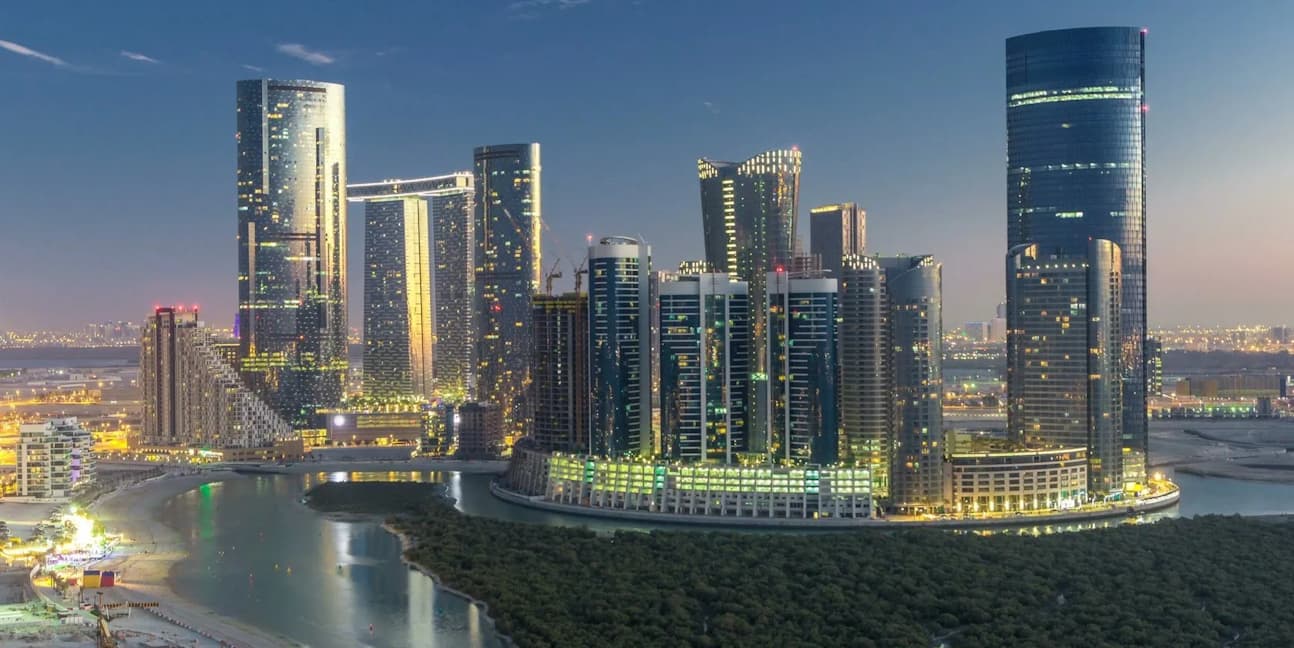 65ca07d1b3fbb4c9542292f6_65b8ae9b3af43cf735dabd7b_64ccbdff582f7e089fd8923c_shutterstock_1128421-1