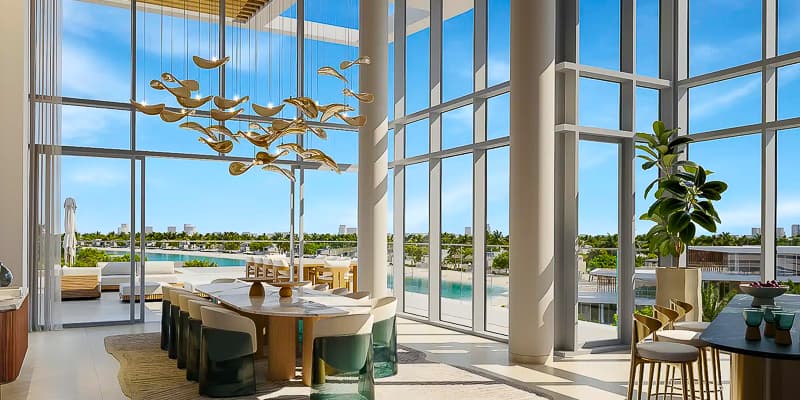 LUXURIOUS 5 BEDROOM APARTMENT image 2