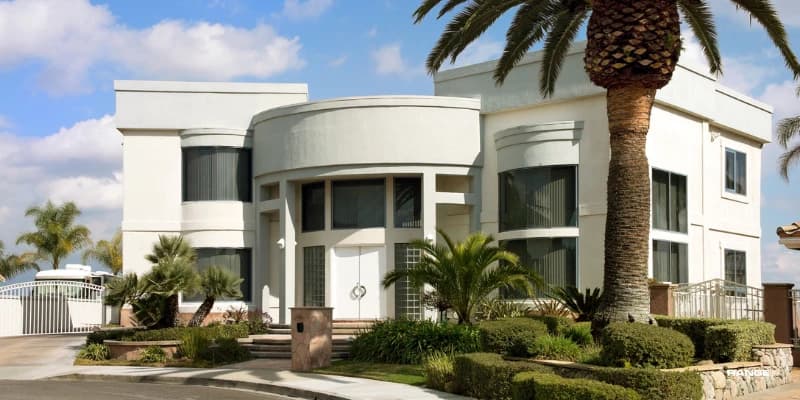 Dubai’s Secondary Property Market: A Record Year with Dh60 Billion in Investor Profits